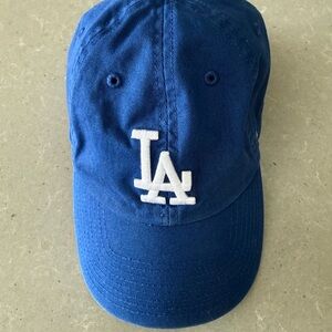 Los Angeles Dodgers Classic Blue Baseball Cap - White LA Logo